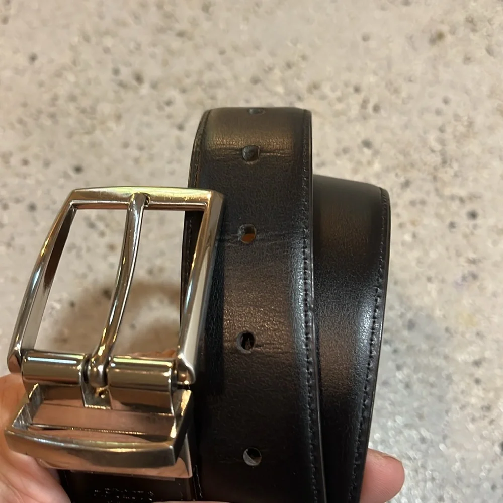 PERRY ELLIS AMIGO REVERSIBLE BELT BROWN OR BLACK WITH SILVERTONE BUCKLE SIZE 36